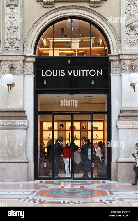 louis vuitton italy english|Louis Vuitton milan Italy locations.